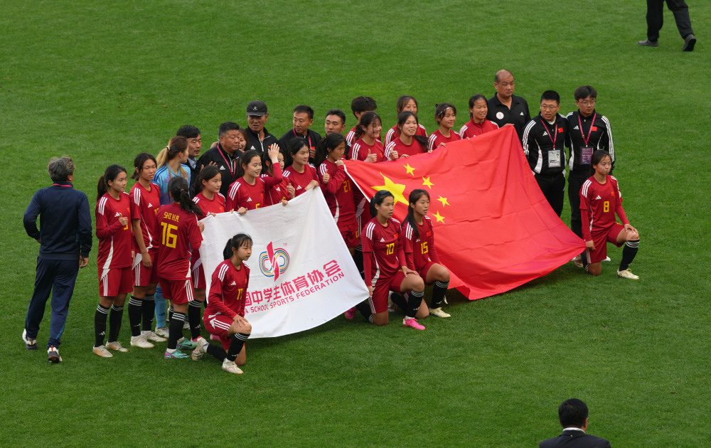 国际足球盛事圆满结束，中国球员表现抢眼